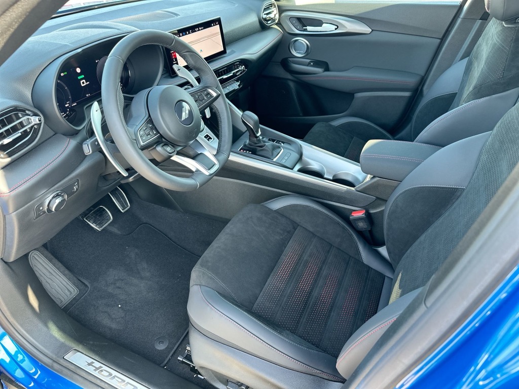 2024 Dodge Hornet R/T 12