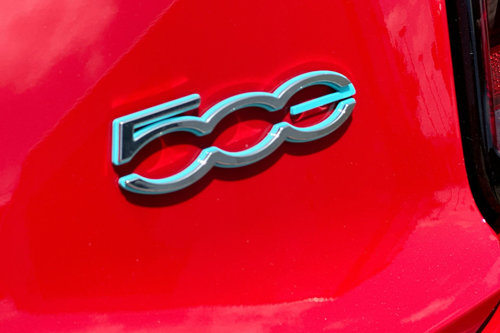 Thumbnail: 2024 Fiat 500e - 7