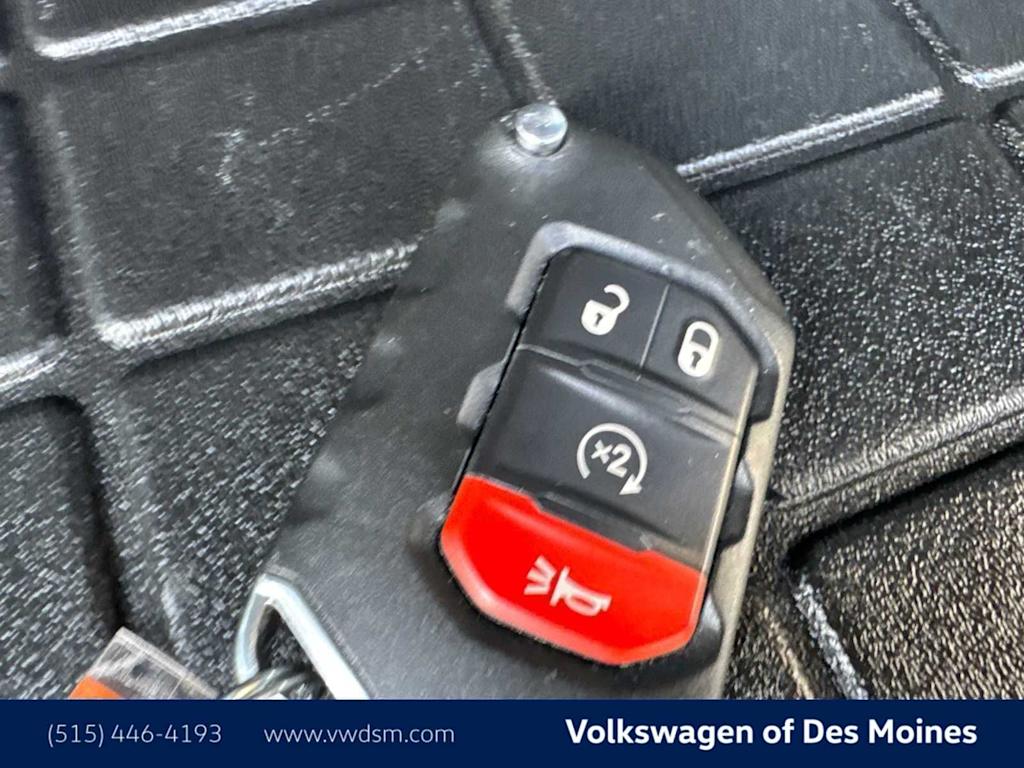 Thumbnail: 2018 Jeep Wrangler - 19