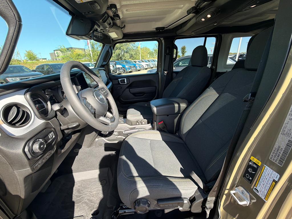 Thumbnail: 2025 Jeep Wrangler - 11