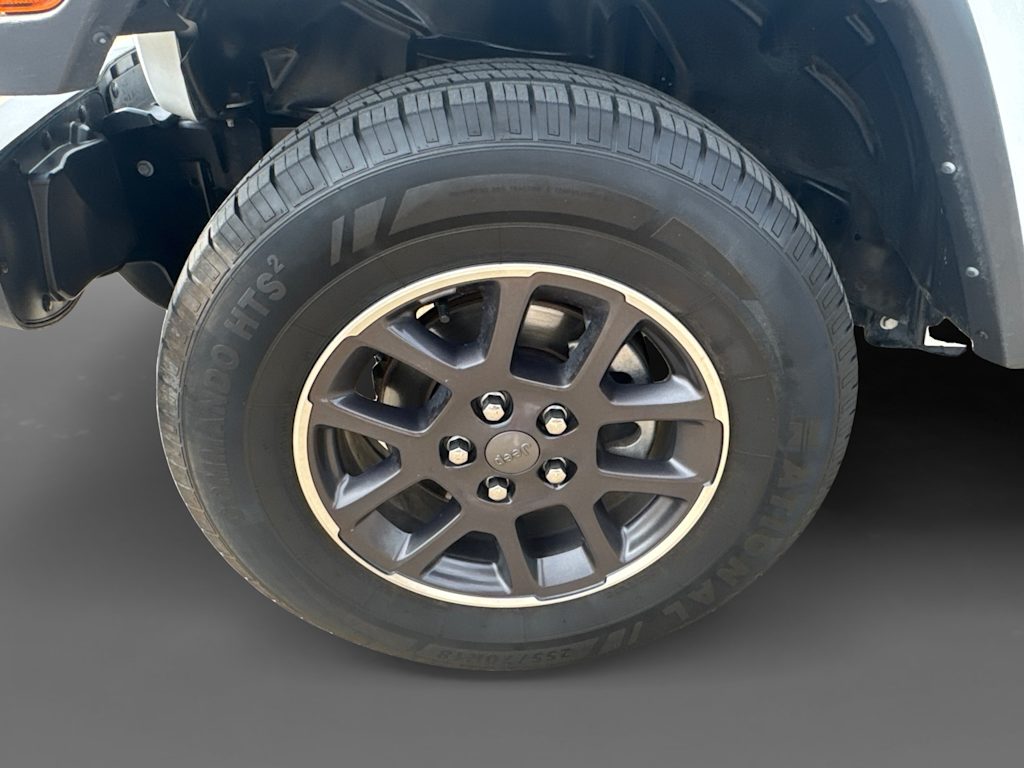 Thumbnail: 2023 Jeep Gladiator - 8