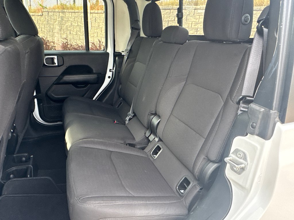 Thumbnail: 2023 Jeep Gladiator - 24