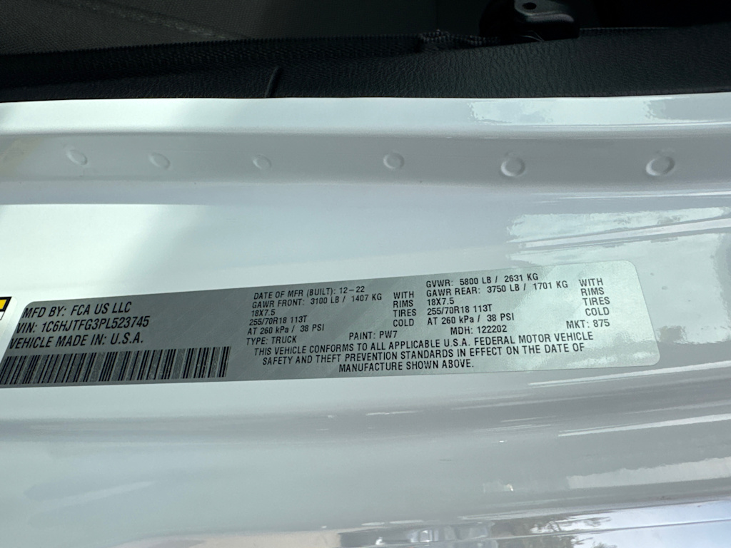 Thumbnail: 2023 Jeep Gladiator - 20