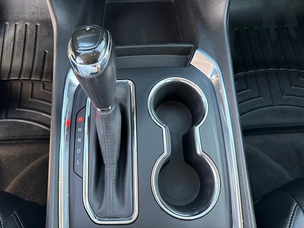 Thumbnail: 2019 Chevrolet Traverse - 15