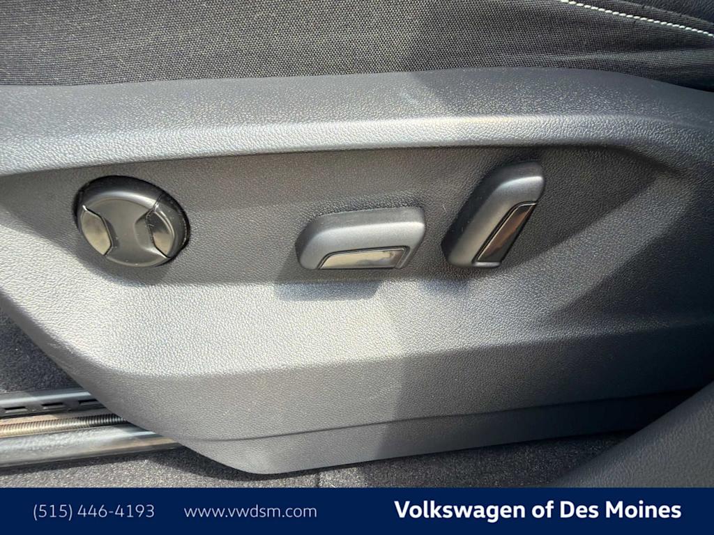Thumbnail: 2020 Volkswagen Atlas - 24