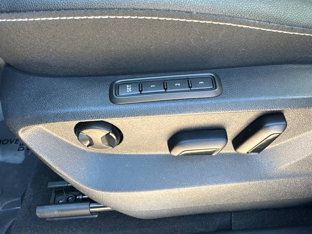 Thumbnail: 2023 Volkswagen Atlas - 25