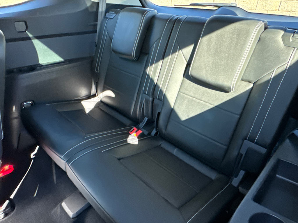 Thumbnail: 2023 Volkswagen Atlas - 22