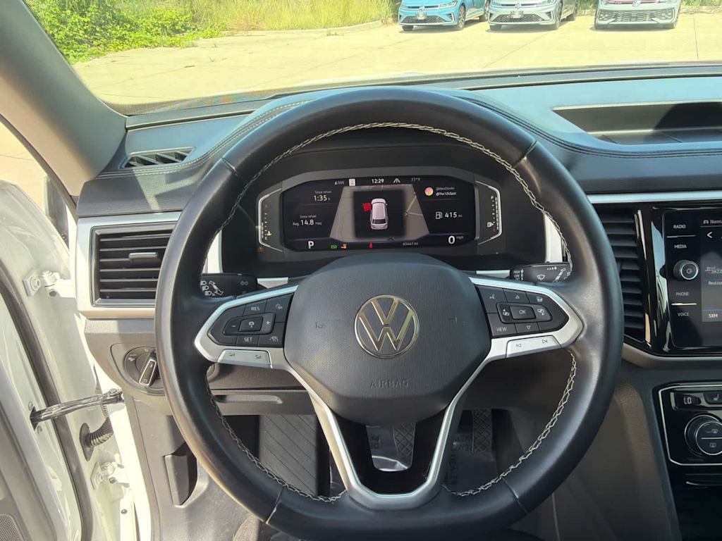 Thumbnail: 2023 Volkswagen Atlas - 14