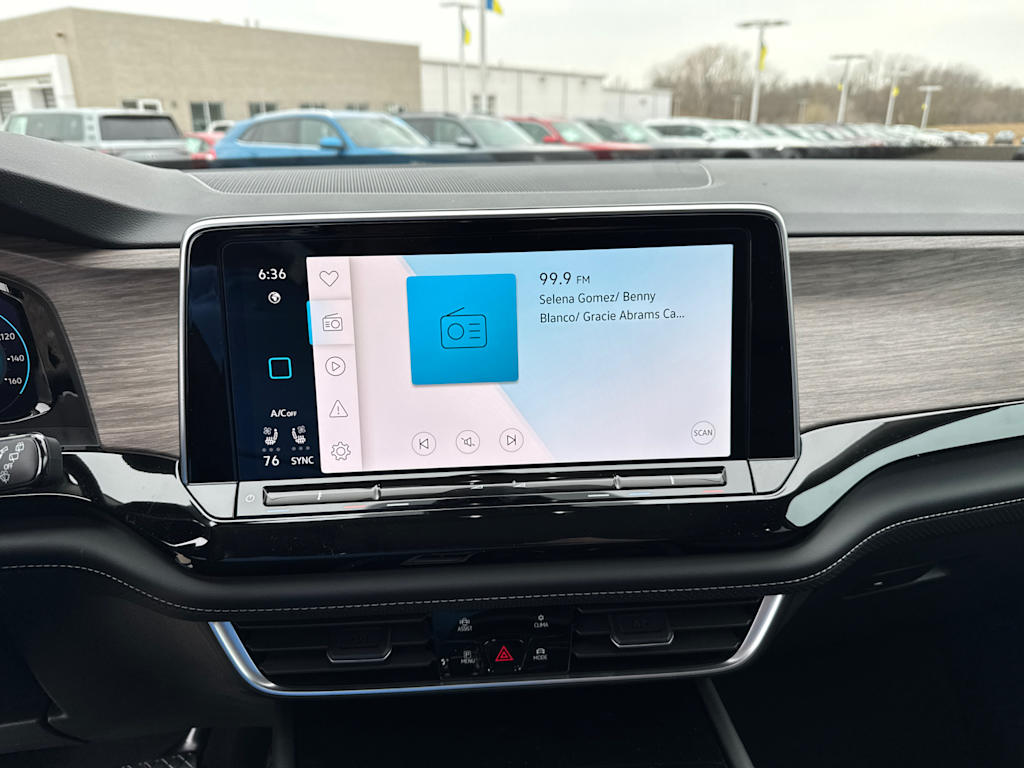 2025 Volkswagen Atlas SEL 14
