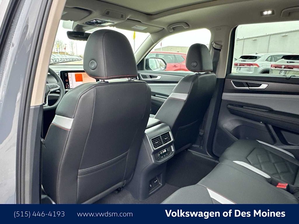 Thumbnail: 2026 Volkswagen Atlas - 21