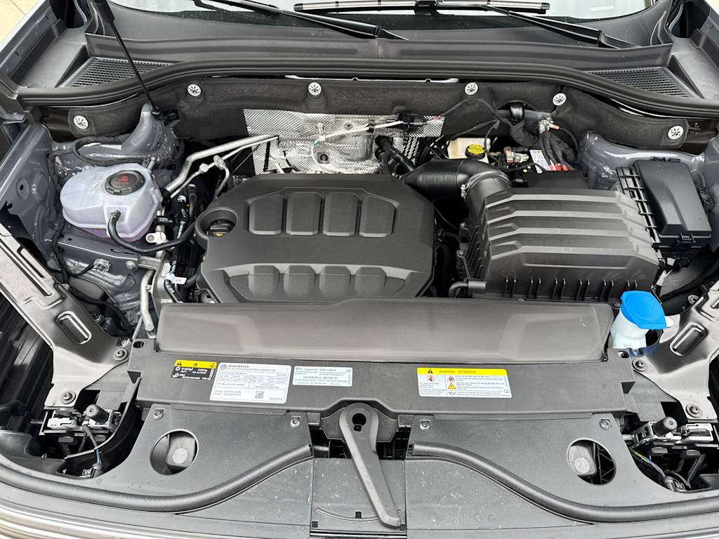 2025 Volkswagen Atlas  9