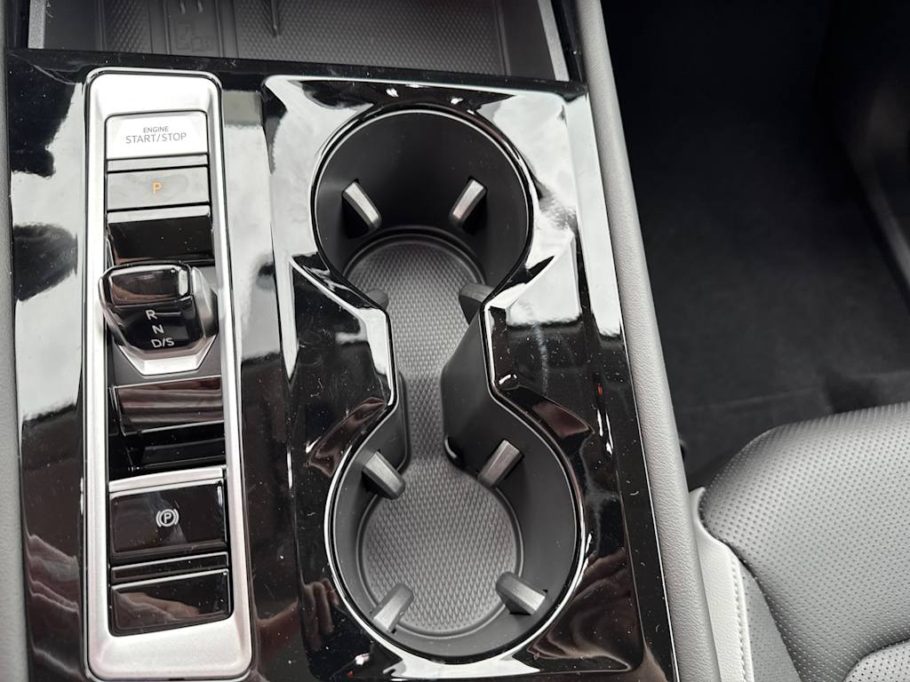 2025 Volkswagen Atlas  16