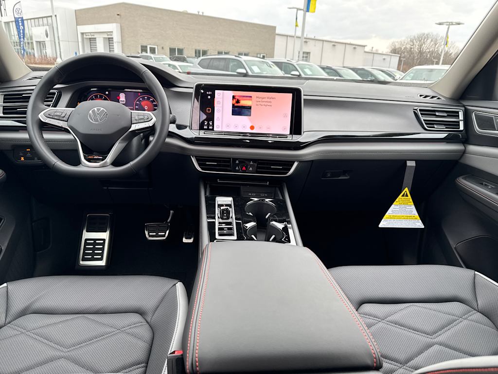 2025 Volkswagen Atlas  10