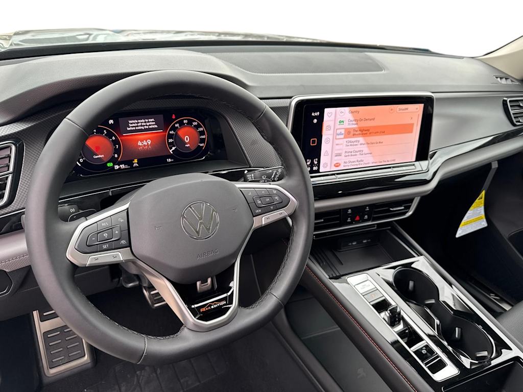 2025 Volkswagen Atlas  2