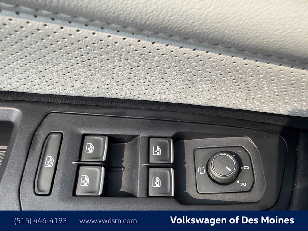 Thumbnail: 2024 Volkswagen Atlas - 23
