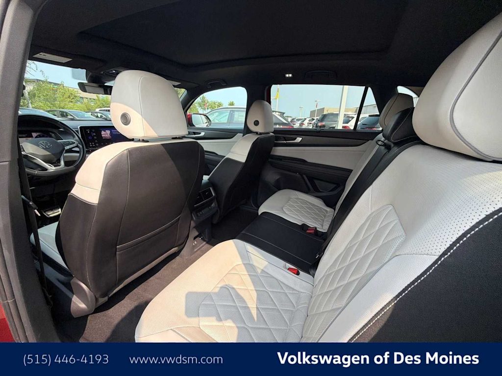 Thumbnail: 2024 Volkswagen Atlas - 21