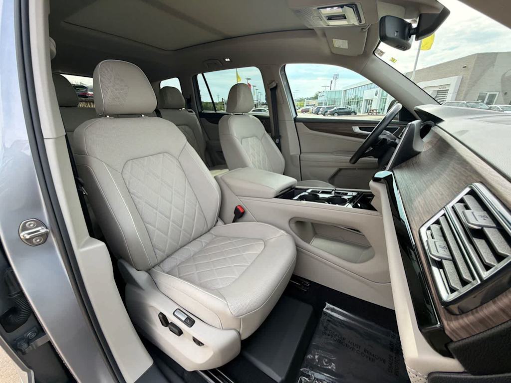 Thumbnail: 2026 Volkswagen Atlas - 12