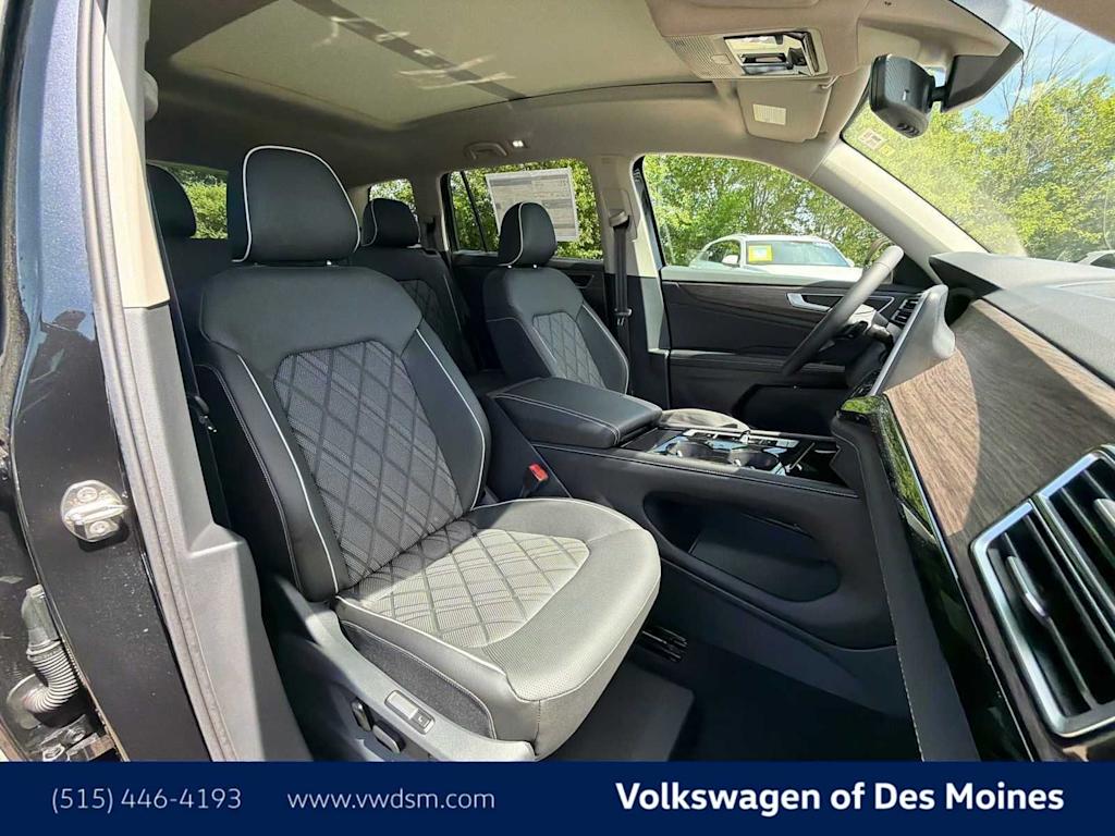 Thumbnail: 2026 Volkswagen Atlas - 12