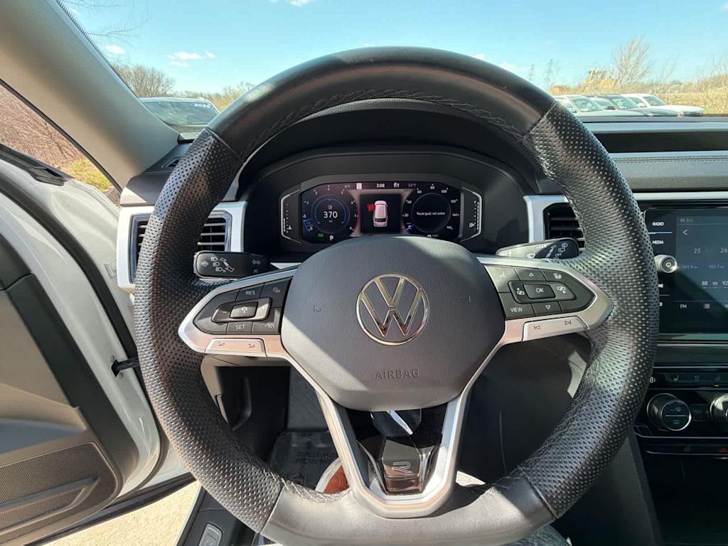 Thumbnail: 2023 Volkswagen Atlas - 14