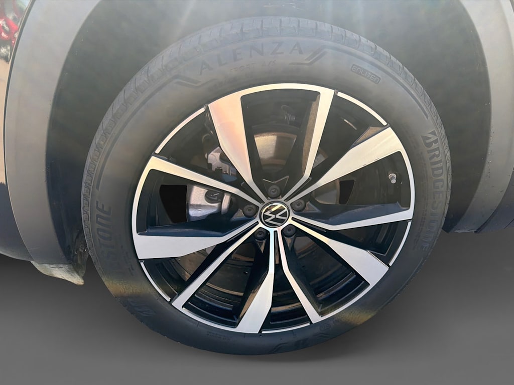 Thumbnail: 2024 Volkswagen Atlas - 8