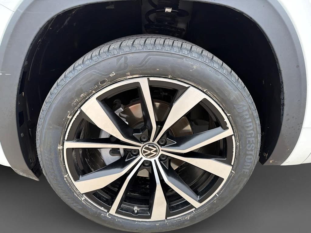 Thumbnail: 2024 Volkswagen Atlas - 8