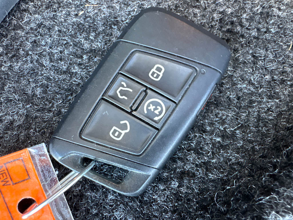 Thumbnail: 2022 Volkswagen Atlas - 19