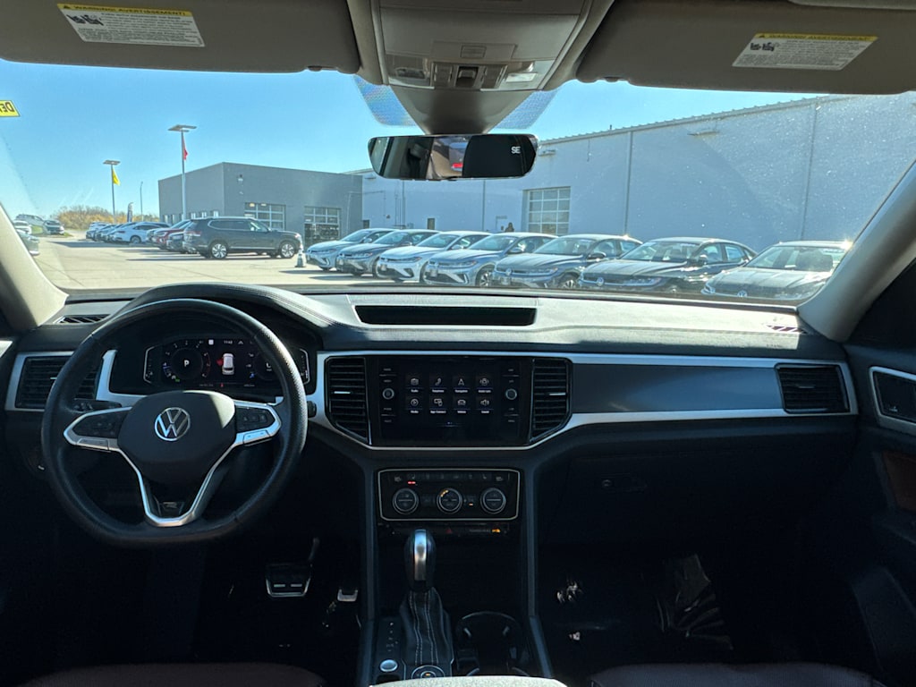 Thumbnail: 2022 Volkswagen Atlas - 10