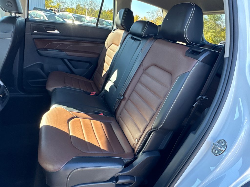 Thumbnail: 2022 Volkswagen Atlas - 13