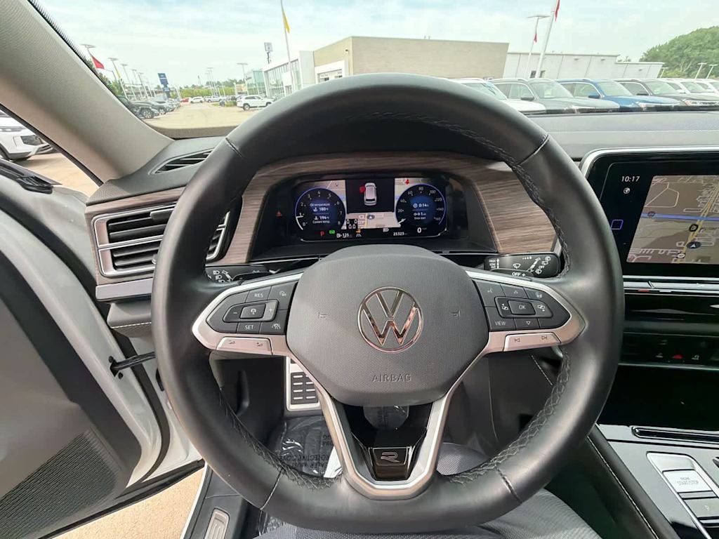 Thumbnail: 2024 Volkswagen Atlas - 14