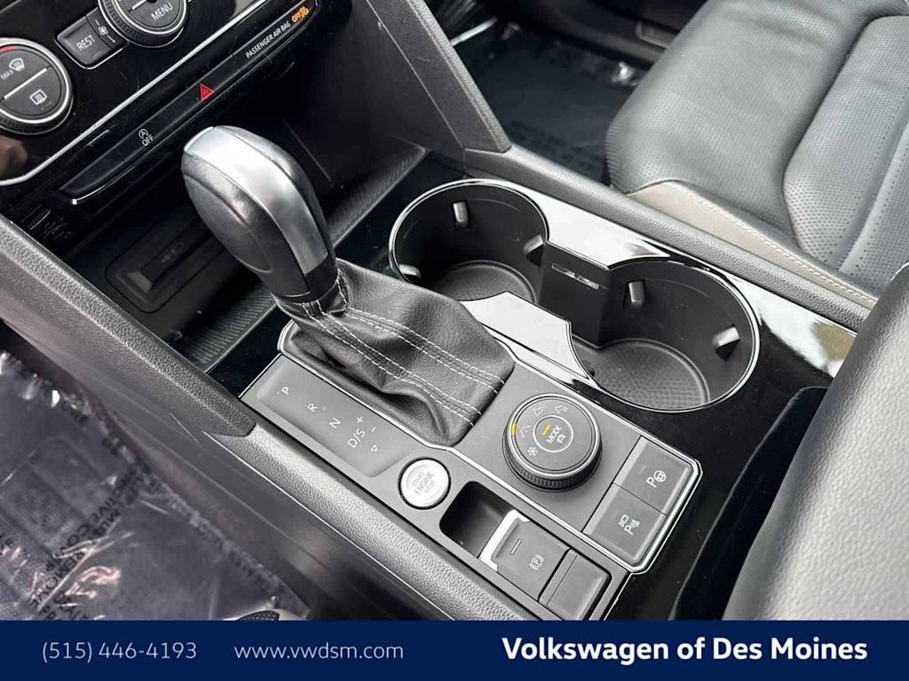 Thumbnail: 2023 Volkswagen Atlas - 16