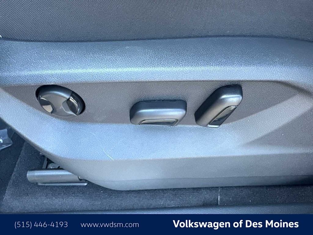 Thumbnail: 2026 Volkswagen Atlas - 25