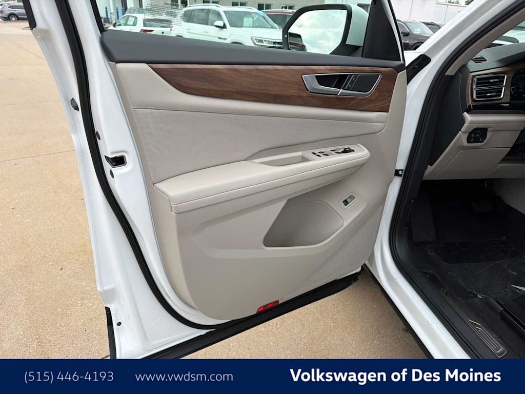Thumbnail: 2026 Volkswagen Atlas - 6
