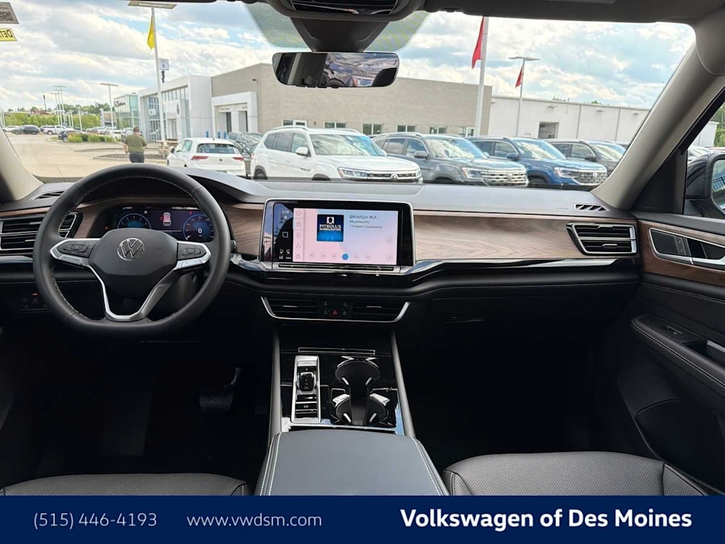 Thumbnail: 2026 Volkswagen Atlas - 9