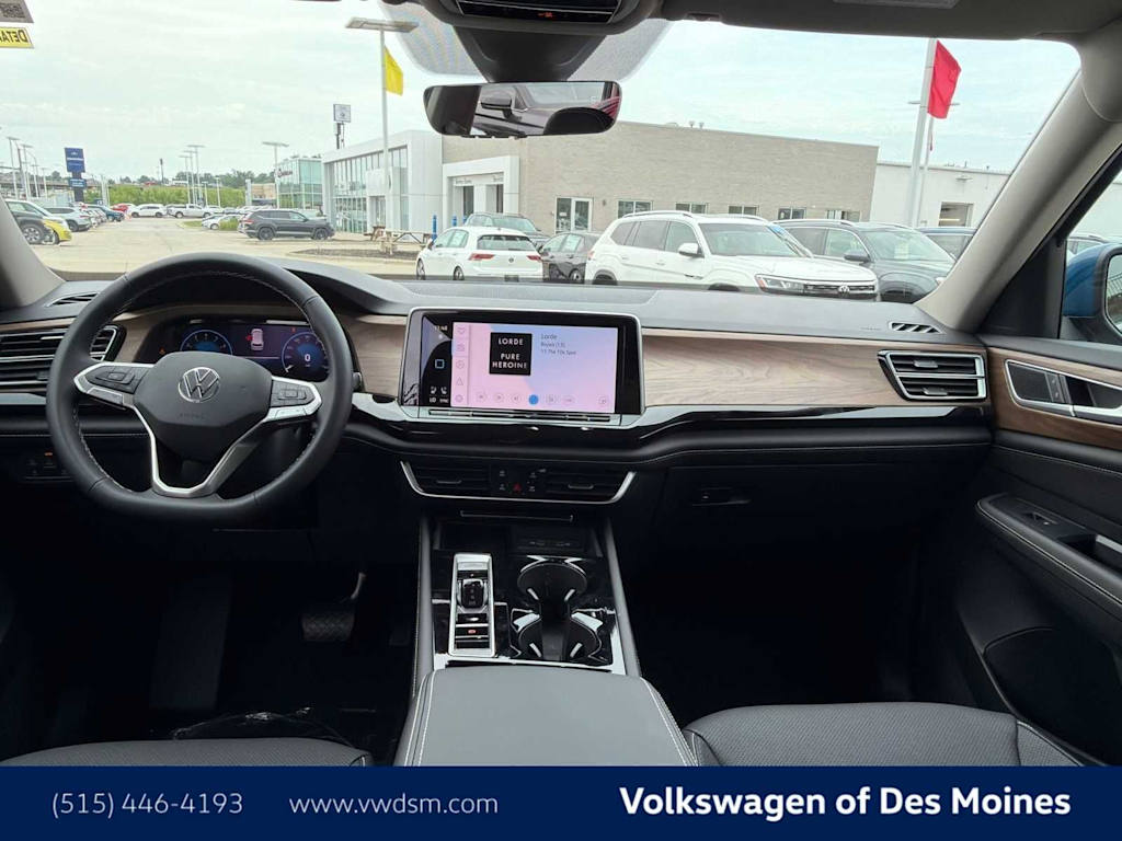 Thumbnail: 2026 Volkswagen Atlas - 10