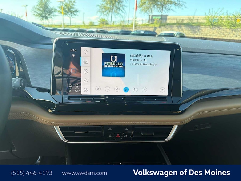 Thumbnail: 2026 Volkswagen Atlas - 13