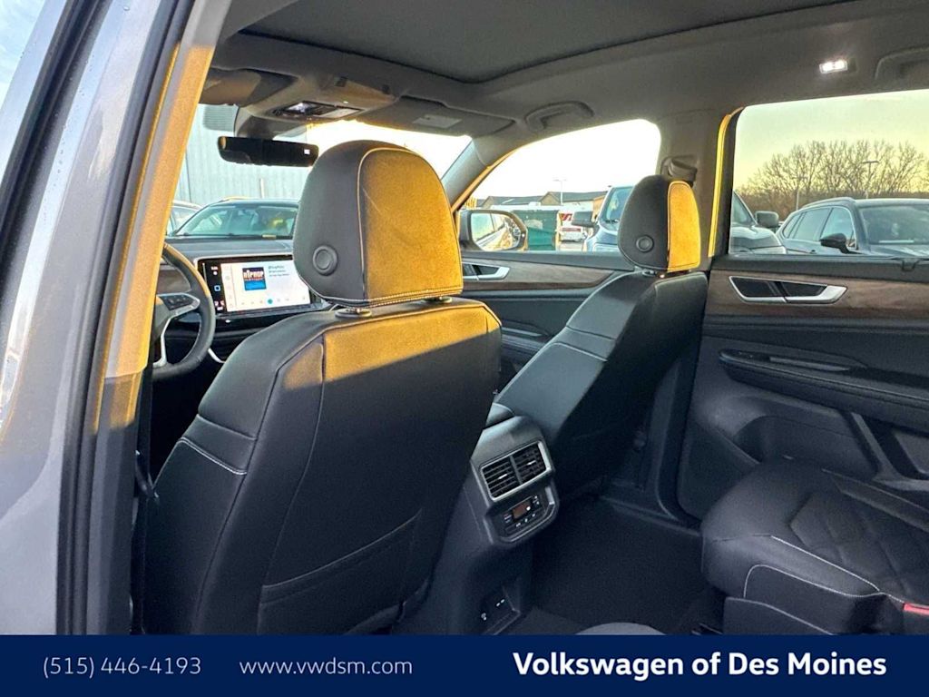 Thumbnail: 2026 Volkswagen Atlas - 21