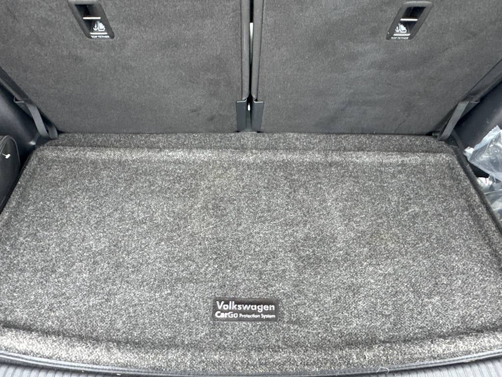 Thumbnail: 2022 Volkswagen Atlas - 18