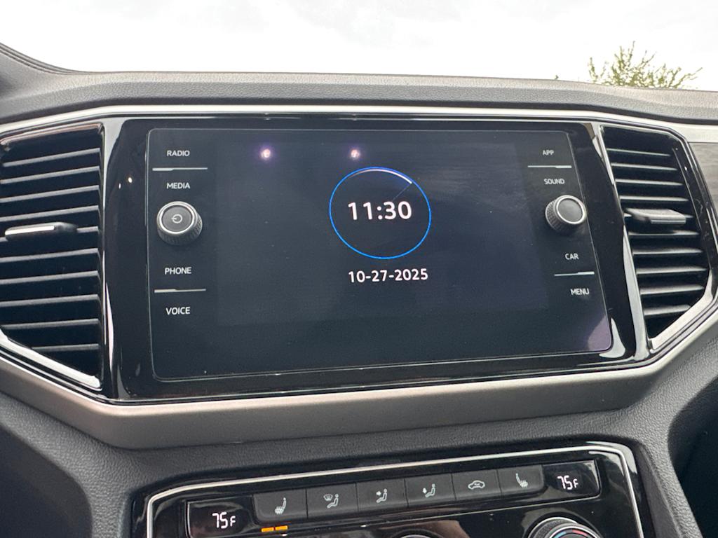 Thumbnail: 2022 Volkswagen Atlas - 15