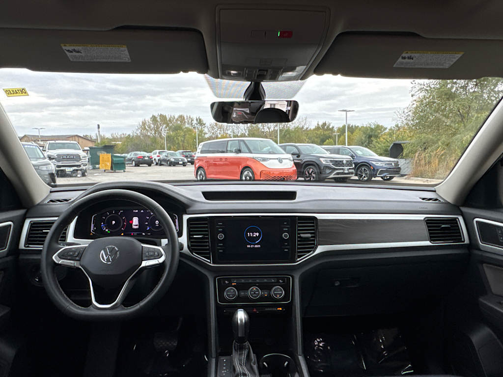 Thumbnail: 2022 Volkswagen Atlas - 10