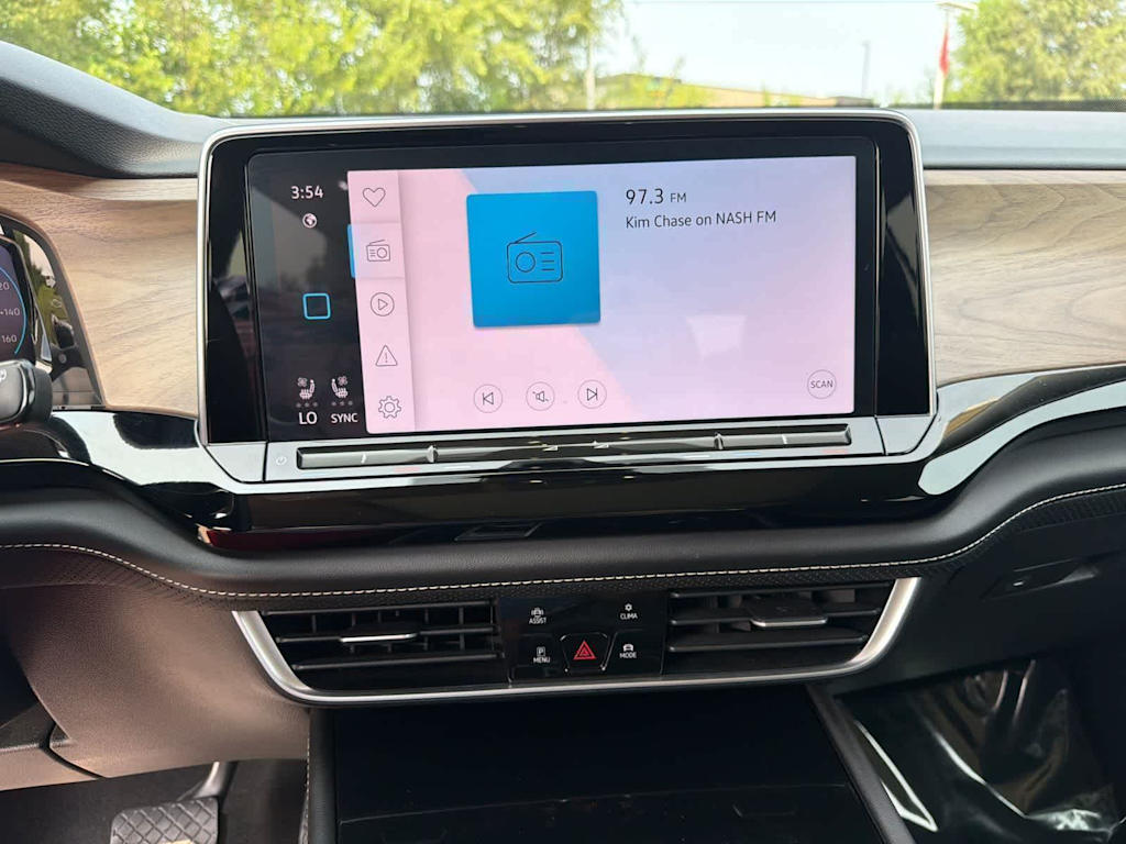 2024 Volkswagen Atlas SE w/Tech - Photo 15