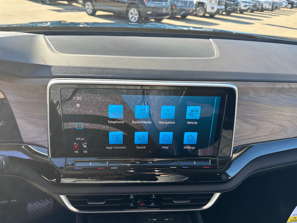2025 Volkswagen Atlas SE 15