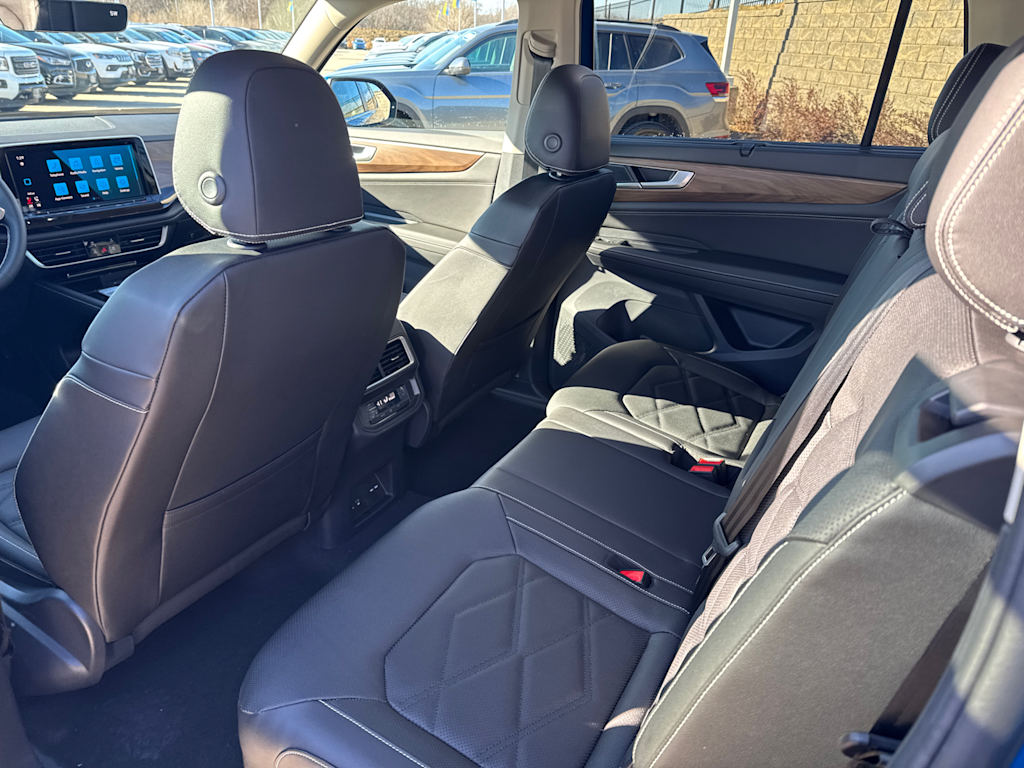 2025 Volkswagen Atlas SE 20