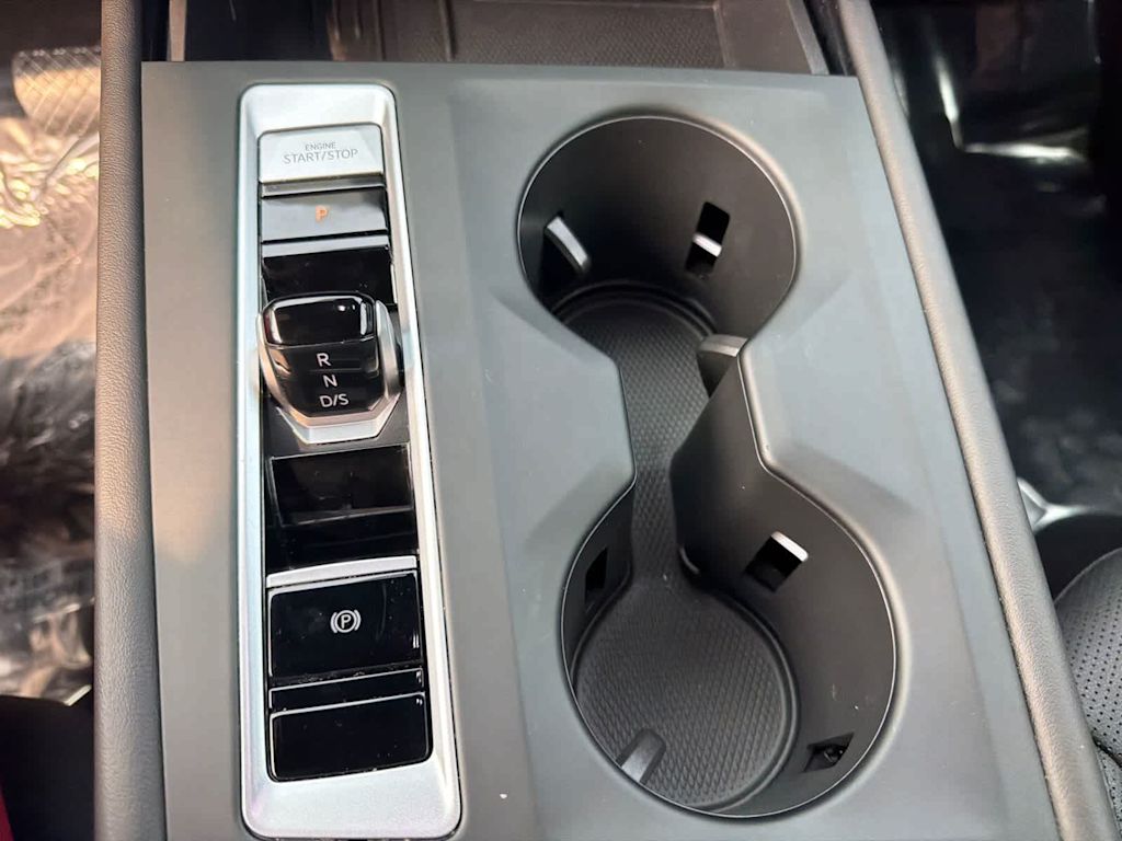 Thumbnail: 2025 Volkswagen Atlas - 16