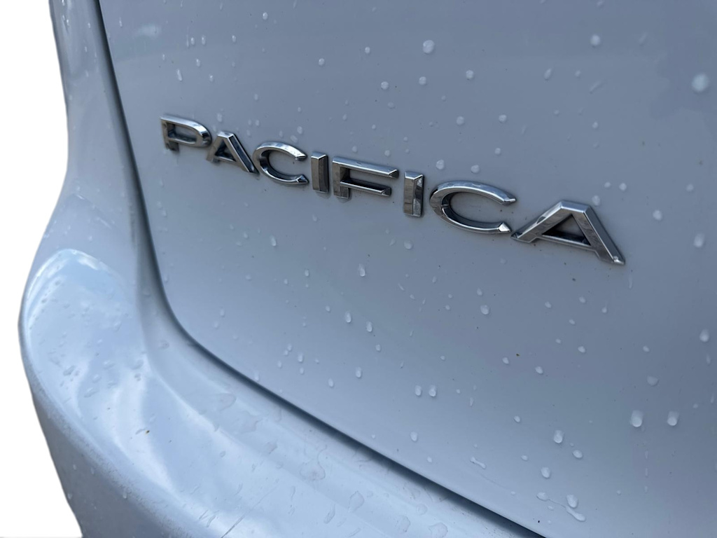 2022 Chrysler Pacifica Touring L 7