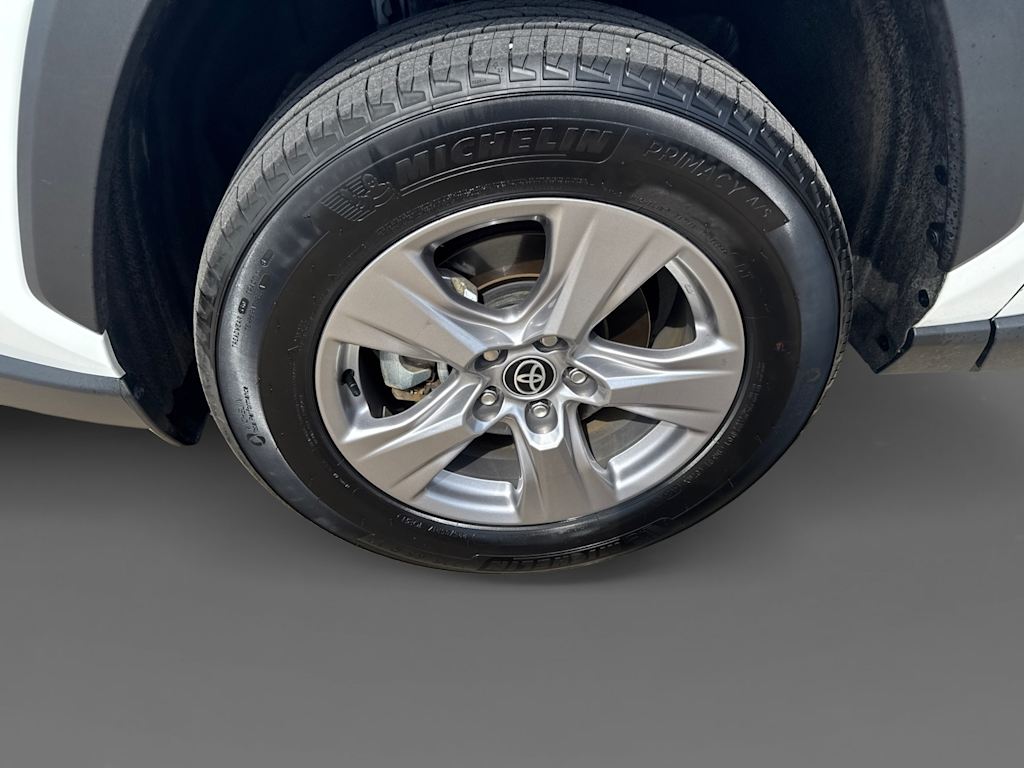 Thumbnail: 2025 Toyota RAV4 - 8