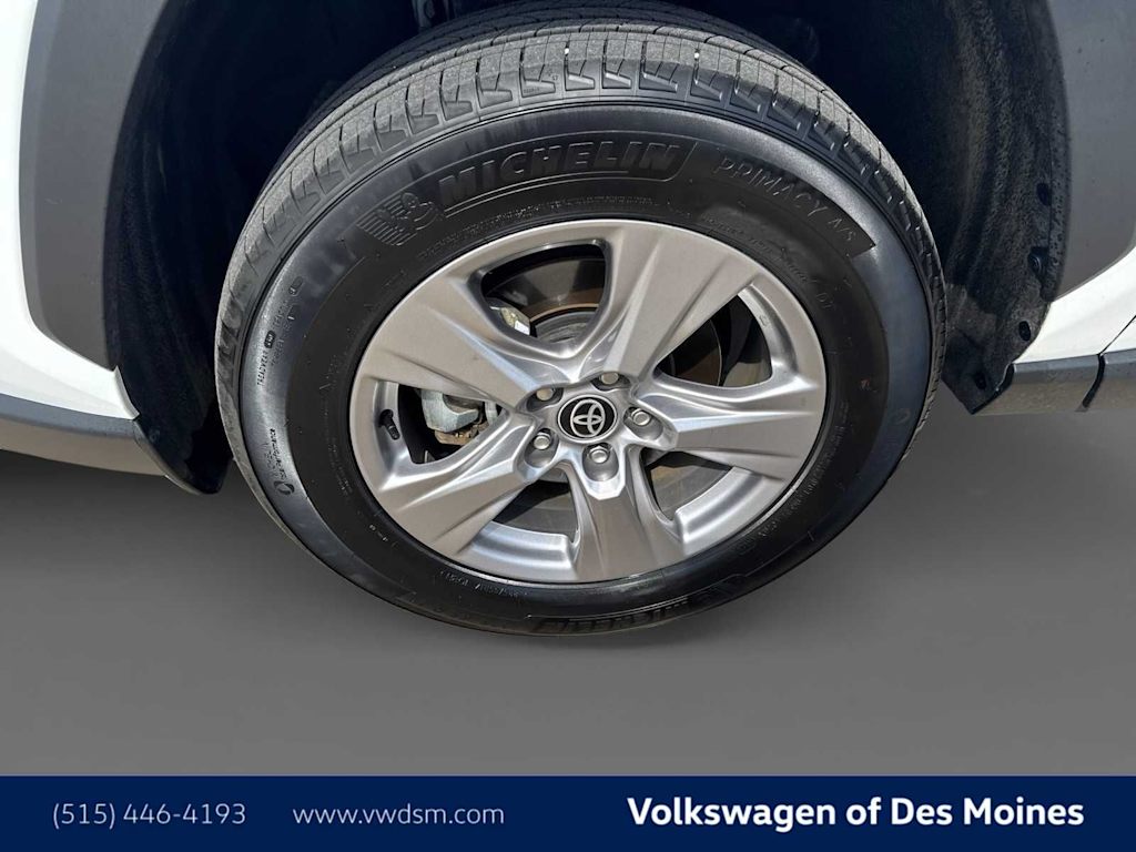 Thumbnail: 2025 Toyota RAV4 - 8