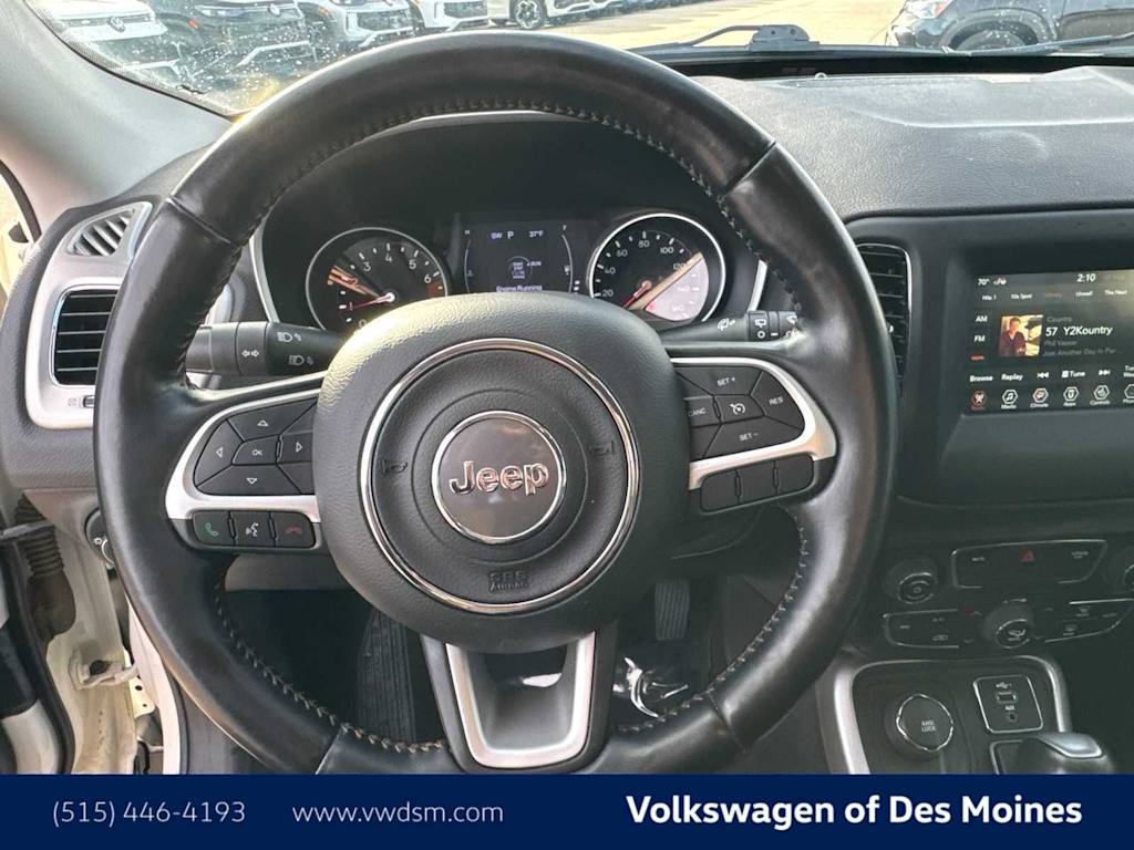 Thumbnail: 2020 Jeep Compass - 14