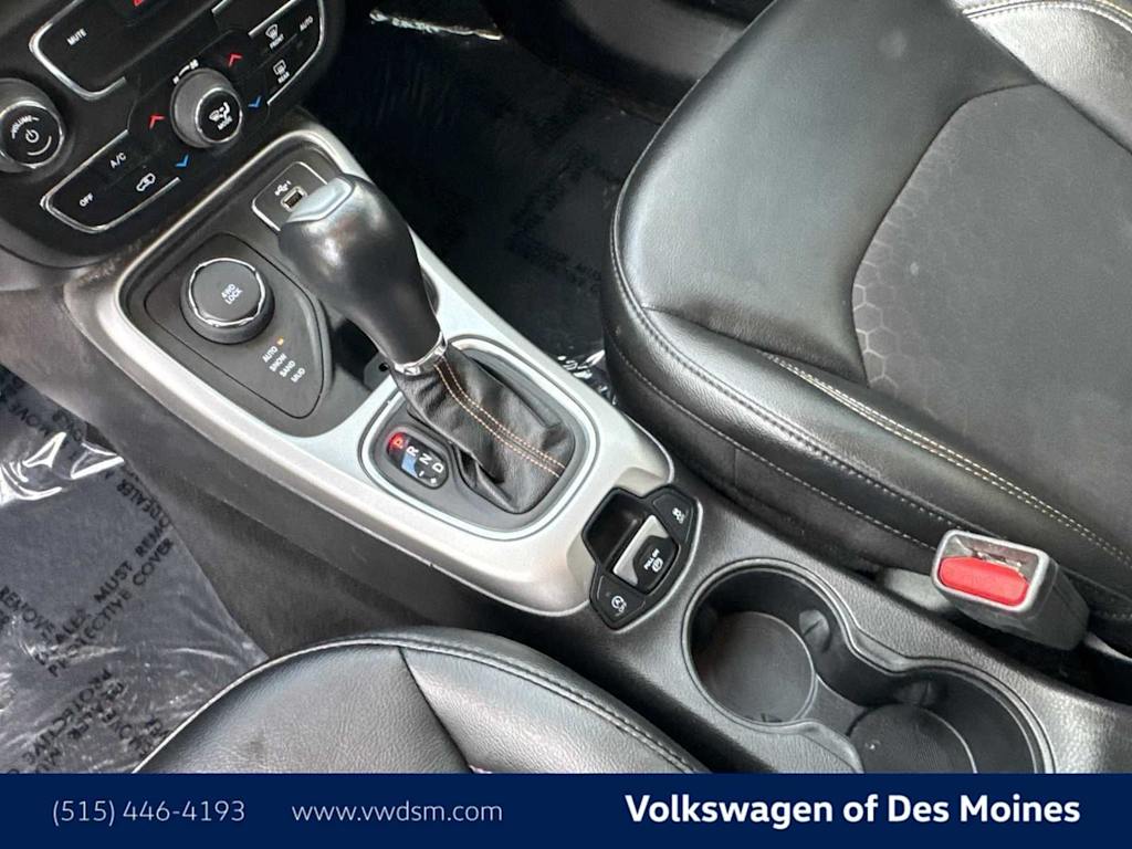 Thumbnail: 2020 Jeep Compass - 16