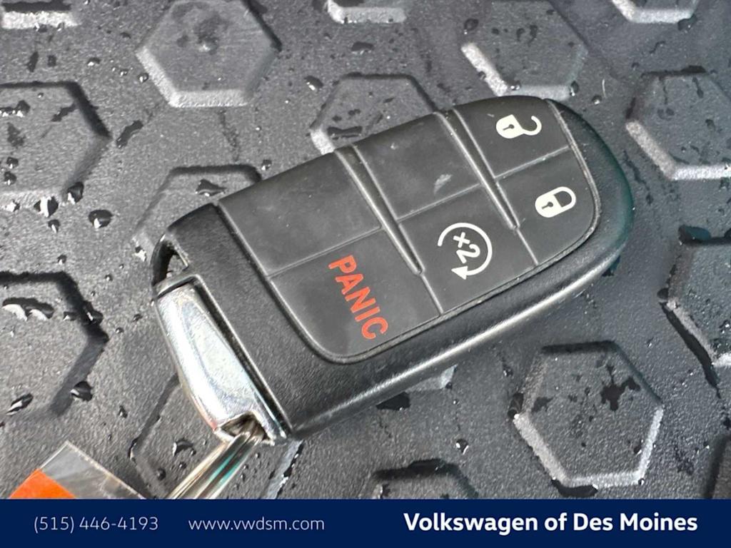 Thumbnail: 2020 Jeep Compass - 21