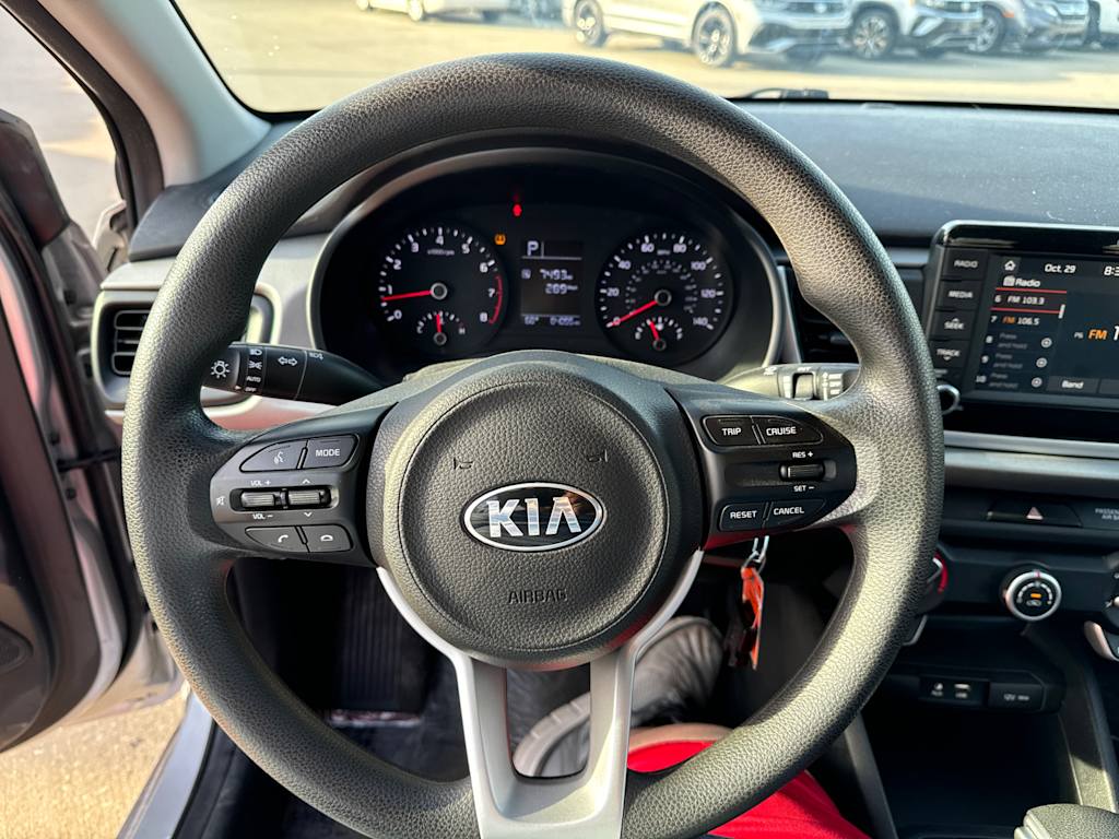 2020 Kia Rio S 14